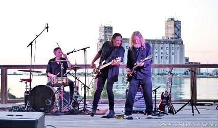 Band performing at the Amphitheatre 