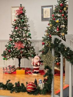 Christmas tree and decorations at the Leisure Time Club Christmas tree and decorations